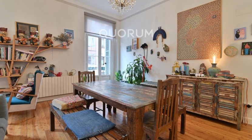 Vivienda Céntrica con Encanto de 3 Hab y 3 Baños