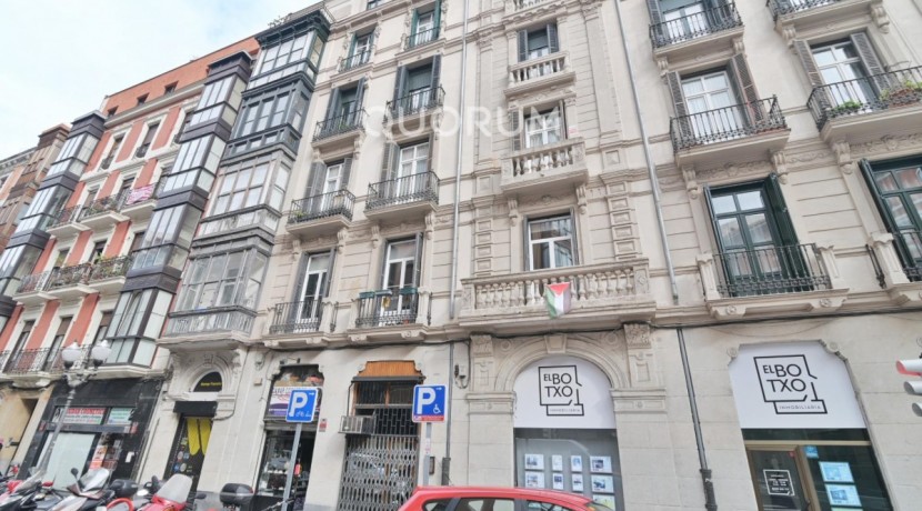 Vivienda Céntrica con Encanto de 3 Hab y 3 Baños