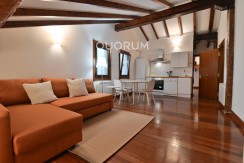 Vivienda con Encanto de 1 Hab en Diputación