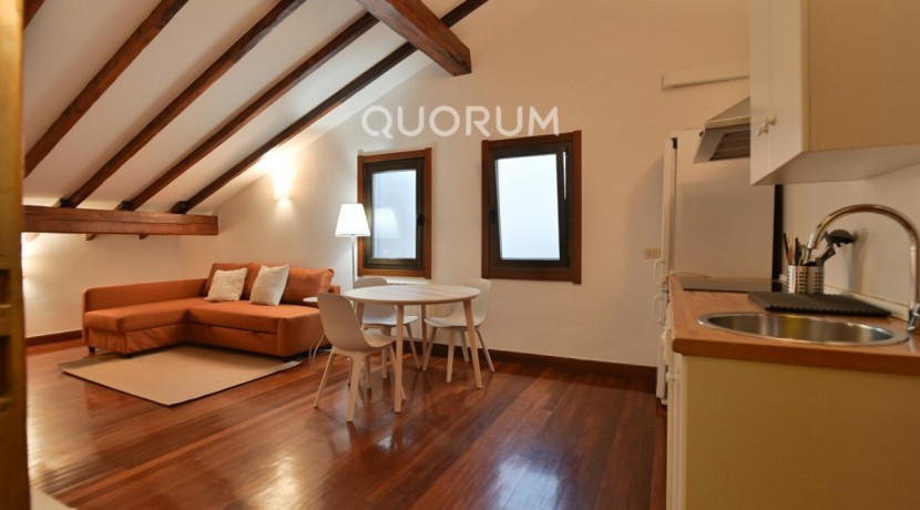 Vivienda con Encanto de 1 Hab en Diputación