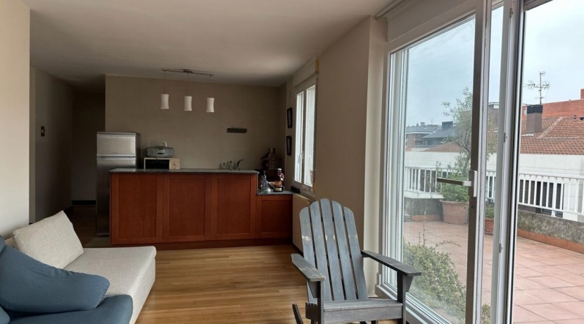 Vivienda Con Espectacular Terraza En Romo