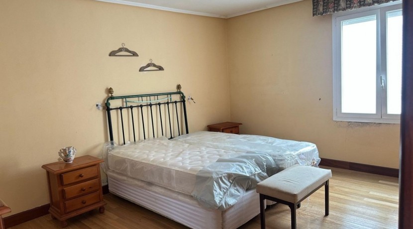 Vivienda Con Espectacular Terraza En Romo