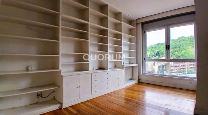 Vivienda con gran potencial junto al Guggenheim