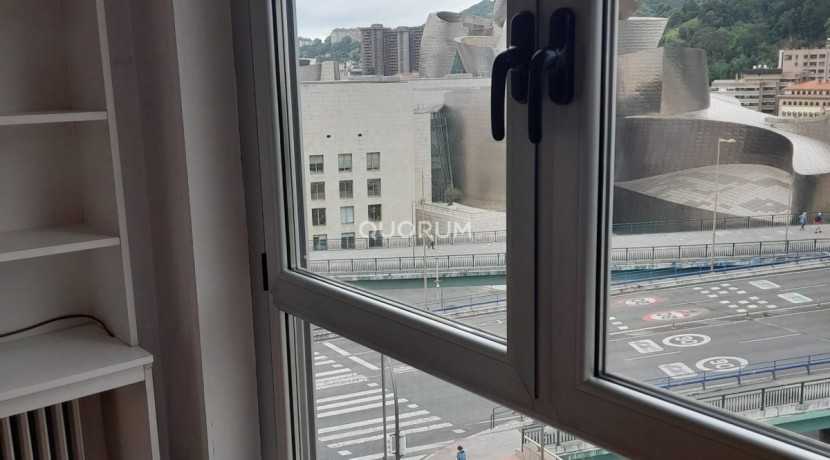 Vivienda con gran potencial junto al Guggenheim