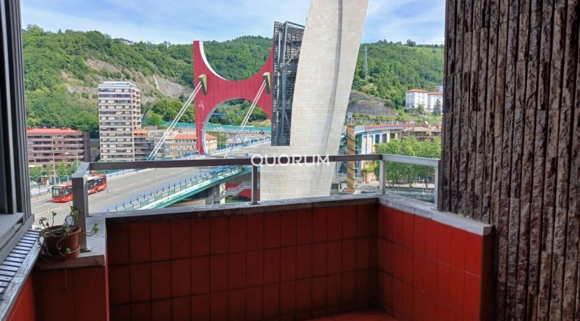 Vivienda con gran potencial junto al Guggenheim