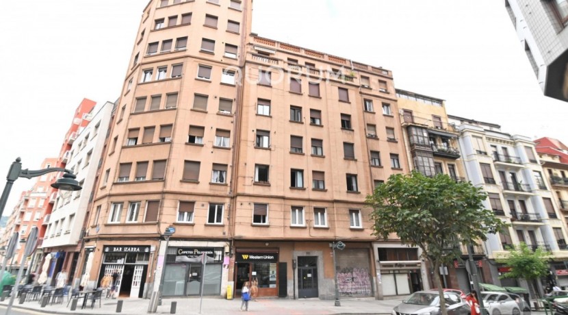 Vivienda de 2 hab junto a Autonomia Alquiler Temporada