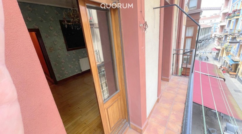 Vivienda de 2 Habitaciones En El Casco Histórico