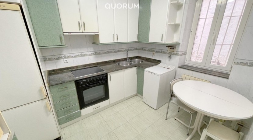Vivienda de 2 Habitaciones En El Casco Histórico