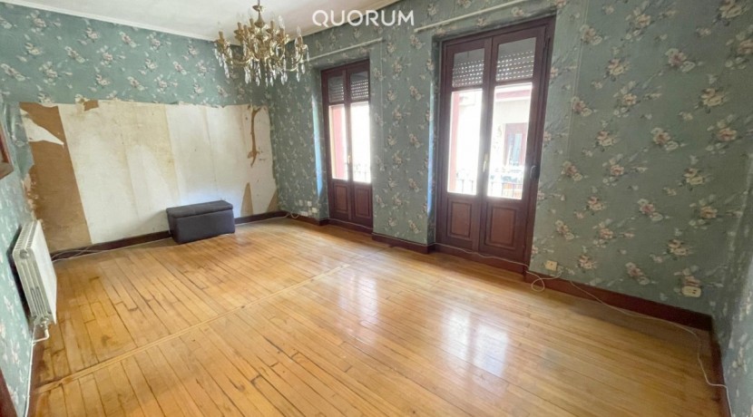 Vivienda de 2 Habitaciones En El Casco Histórico