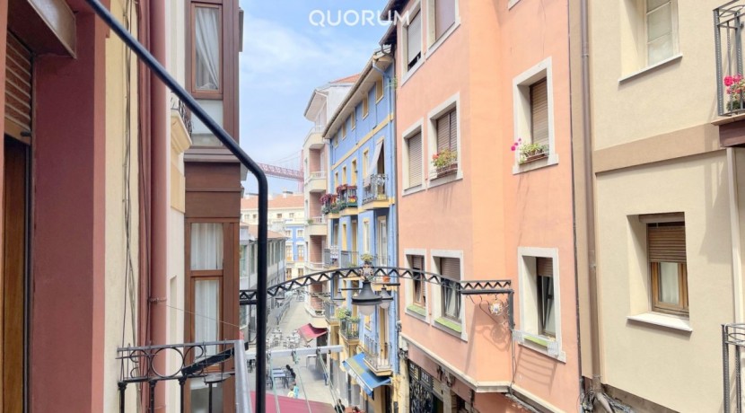 Vivienda de 2 Habitaciones En El Casco Histórico