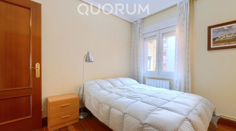 VIVIENDA DE 2 HABITACIONES PARA ENTRAR A VIVIR A DOS MINUTOS DEL CENTRO DE BARAKALDO