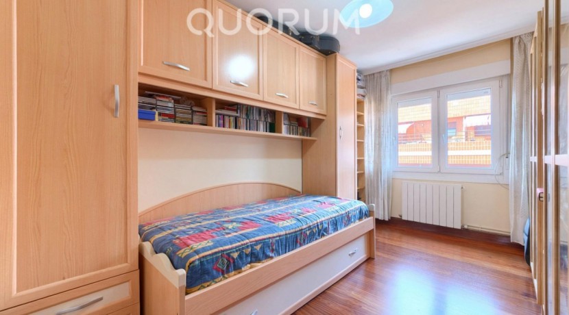 VIVIENDA DE 2 HABITACIONES PARA ENTRAR A VIVIR A DOS MINUTOS DEL CENTRO DE BARAKALDO