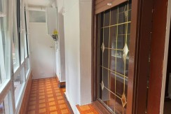 VIVIENDA DE TRES HABITACIONES CON ASCENSOR A NIVEL DE CALLE