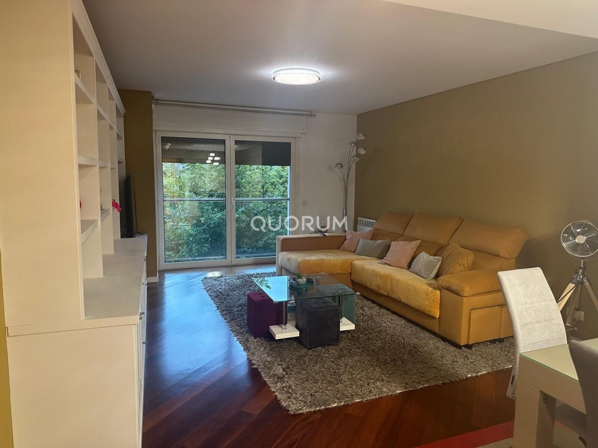 Vivienda En Plaza Euskadi Para Entrar A Vivir