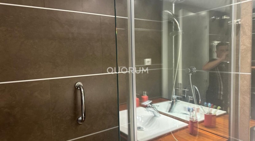 Vivienda En Plaza Euskadi Para Entrar A Vivir