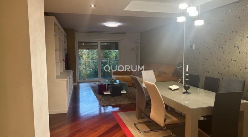 Vivienda En Plaza Euskadi Para Entrar A Vivir