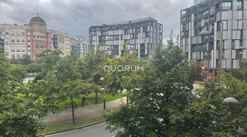 Vivienda En Plaza Euskadi Para Entrar A Vivir