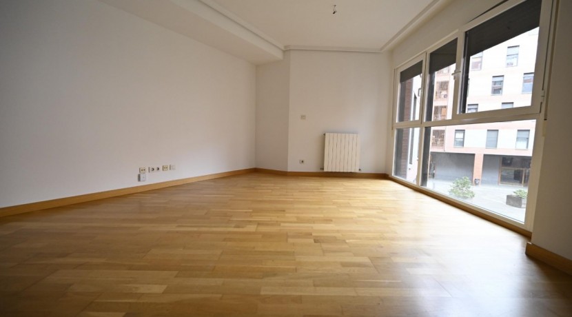 VIVIENDA FANTÁSTICA EN ERANDIO