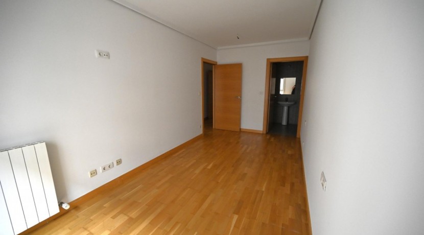 VIVIENDA FANTÁSTICA EN ERANDIO