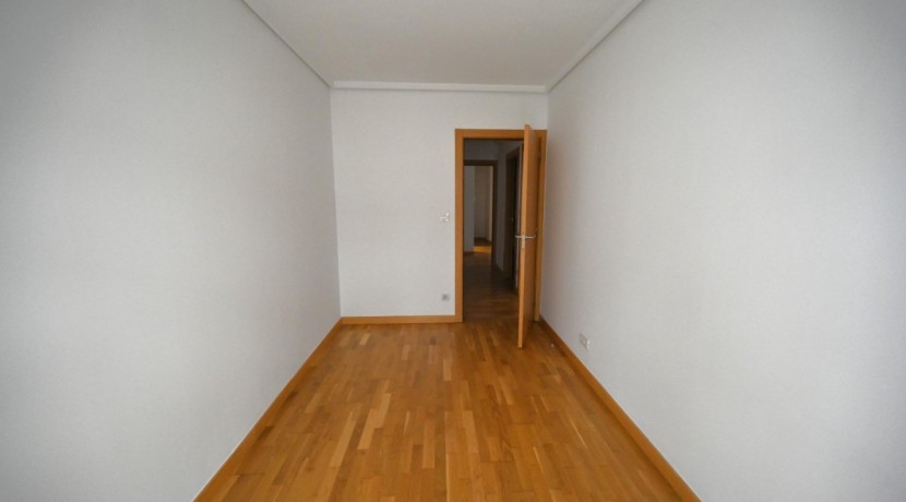 VIVIENDA FANTÁSTICA EN ERANDIO