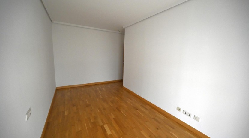 VIVIENDA FANTÁSTICA EN ERANDIO