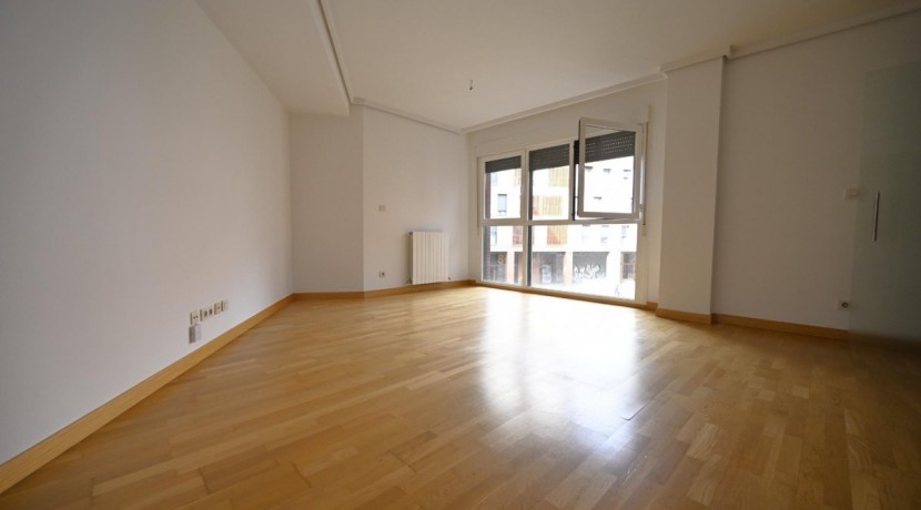 VIVIENDA FANTÁSTICA EN ERANDIO