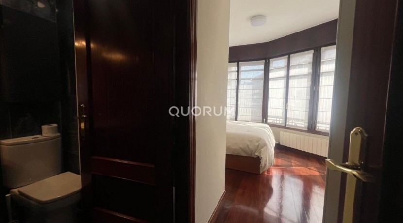 Vivienda Para Contratos de Temporada 4 Habitaciones con Garaje