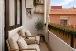 VIVIENDA PARA ENTRAR A VIVIR DE 2 HABITACIONES CON TERRAZA
