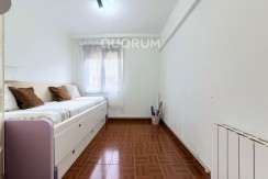 VIVIENDA PARA ENTRAR A VIVIR DE 2 HABITACIONES CON TERRAZA