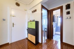 VIVIENDA PARA ENTRAR A VIVIR DE 2 HABITACIONES CON TERRAZA