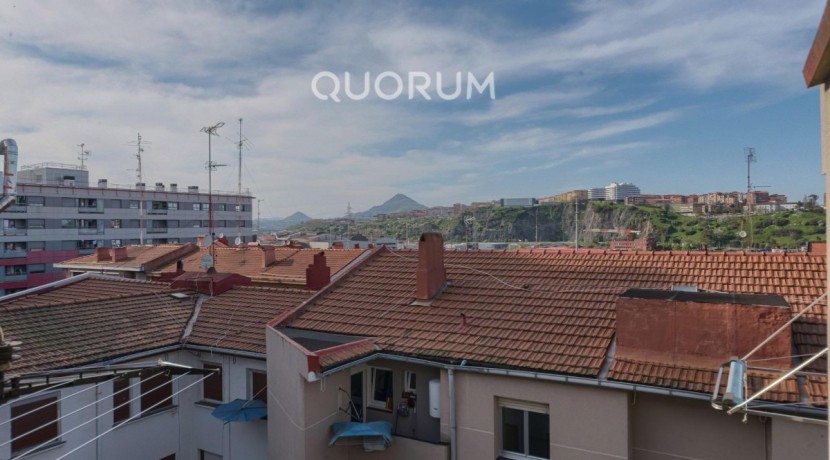 VIVIENDA PARA ENTRAR A VIVIR DE 2 HABITACIONES CON TERRAZA