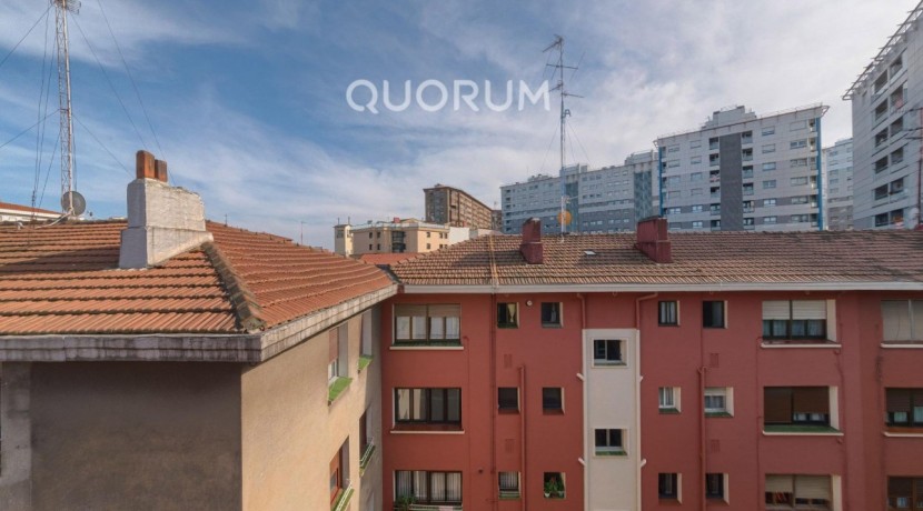 VIVIENDA PARA ENTRAR A VIVIR DE 2 HABITACIONES CON TERRAZA