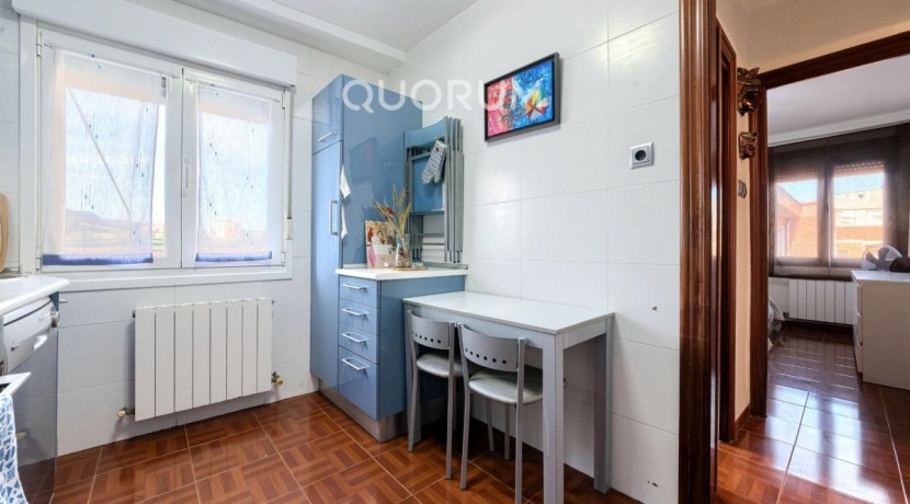 VIVIENDA PARA ENTRAR A VIVIR DE 2 HABITACIONES CON TERRAZA