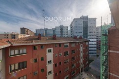 VIVIENDA PARA ENTRAR A VIVIR DE 2 HABITACIONES CON TERRAZA