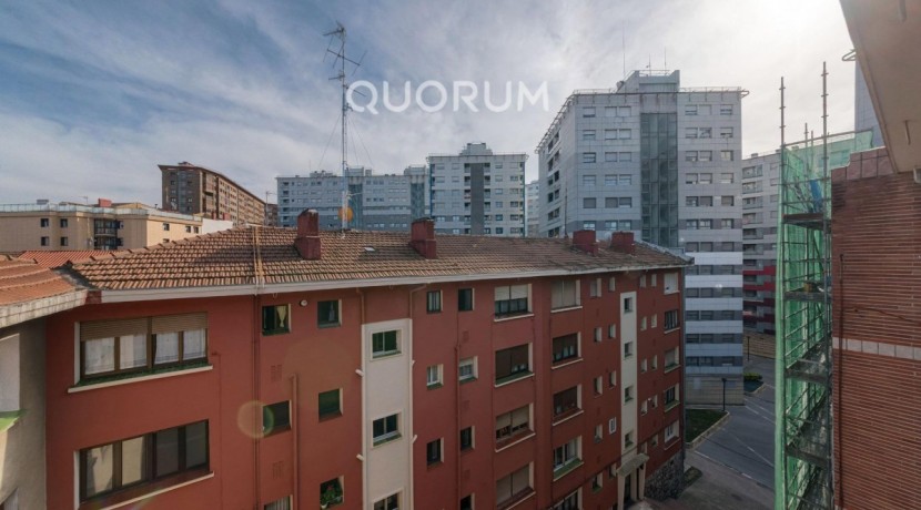 VIVIENDA PARA ENTRAR A VIVIR DE 2 HABITACIONES CON TERRAZA