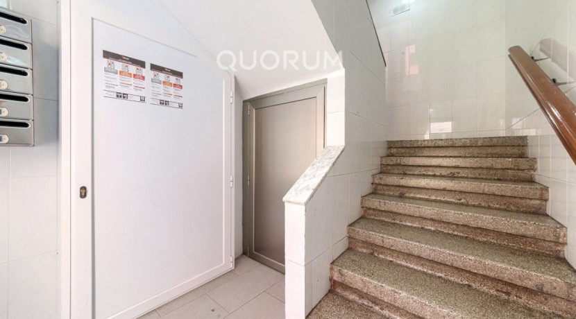 VIVIENDA PARA ENTRAR A VIVIR DE 2 HABITACIONES CON TERRAZA