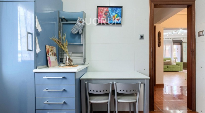 VIVIENDA PARA ENTRAR A VIVIR DE 2 HABITACIONES CON TERRAZA