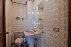 Vivienda Señorial Con Vistas a la Plaza Móyúa Para Reformar