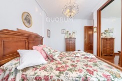 Adosado PARA ENTRAR A VIVIR De 4 Dorm. y 3 Baños Con Amplia Terraza y Garaje En Zona San Miguel
