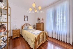 Adosado PARA ENTRAR A VIVIR De 4 Dorm. y 3 Baños Con Amplia Terraza y Garaje En Zona San Miguel