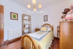 Adosado PARA ENTRAR A VIVIR De 4 Dorm. y 3 Baños Con Amplia Terraza y Garaje En Zona San Miguel