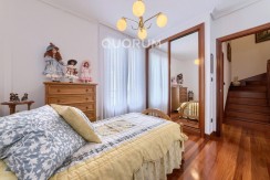 Adosado PARA ENTRAR A VIVIR De 4 Dorm. y 3 Baños Con Amplia Terraza y Garaje En Zona San Miguel