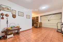 Adosado PARA ENTRAR A VIVIR De 4 Dorm. y 3 Baños Con Amplia Terraza y Garaje En Zona San Miguel