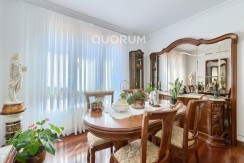 Adosado PARA ENTRAR A VIVIR De 4 Dorm. y 3 Baños Con Amplia Terraza y Garaje En Zona San Miguel