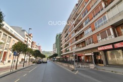 Amplia Y Céntrica Vivienda con Terraza en Doctor Areilza