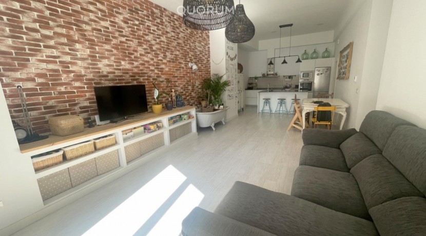Amplio Piso Para Entrar a Vivir De 2 Habitaciones Y 2 Baños En Santutxu