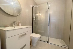 Amplio Piso Para Entrar a Vivir De 2 Habitaciones Y 2 Baños En Santutxu