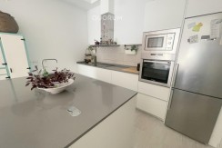 Amplio Piso Para Entrar a Vivir De 2 Habitaciones Y 2 Baños En Santutxu