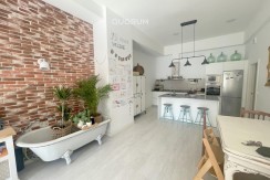 Amplio Piso Para Entrar a Vivir De 2 Habitaciones Y 2 Baños En Santutxu