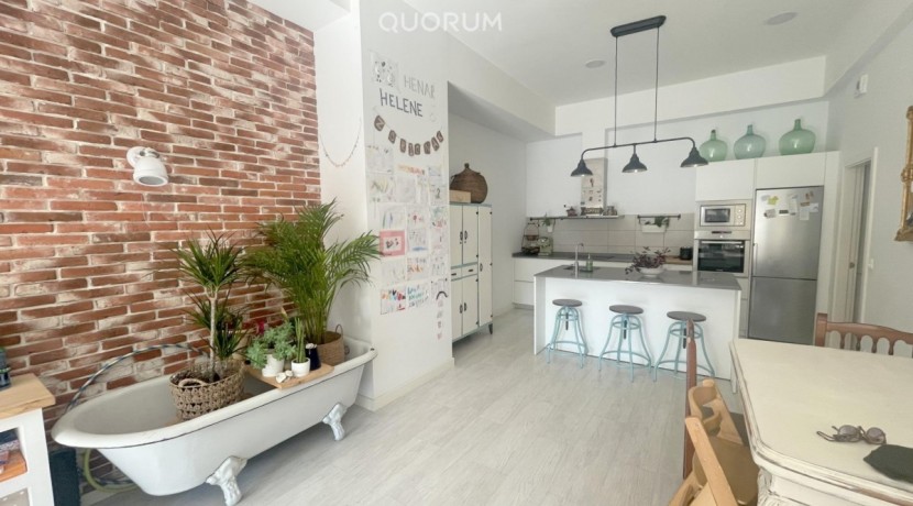Amplio Piso Para Entrar a Vivir De 2 Habitaciones Y 2 Baños En Santutxu